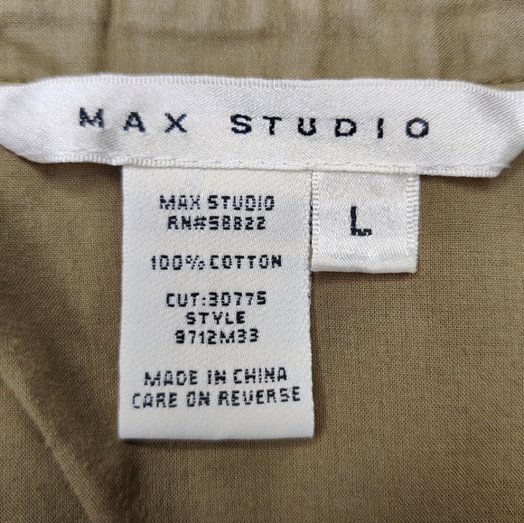 Max studio Olive green button down shirt size L - Picture 3 of 3